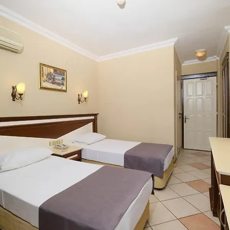 Club Selen 3*