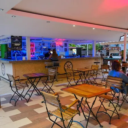 Club Selen איסמלר