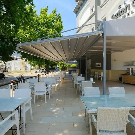 Club Selen מלון 3*