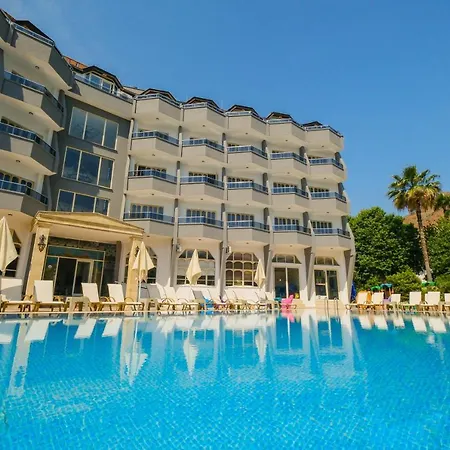Club Selen Szálloda 3*
